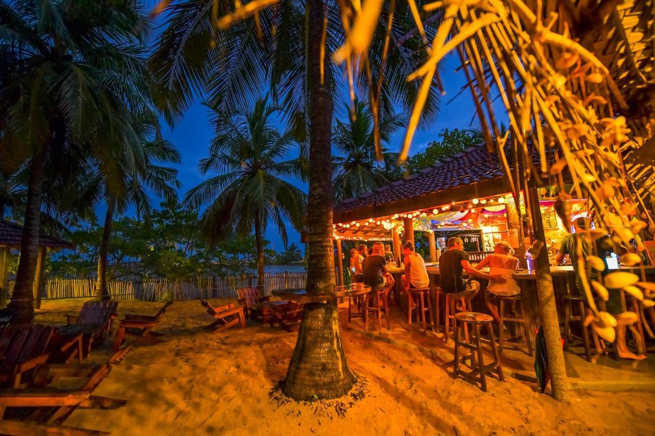 Отель Kitesurfing Lanka Калпития Экстерьер фото
